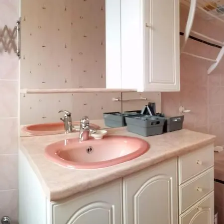 Holiday home Maison Cosy - Quartier De La Gare